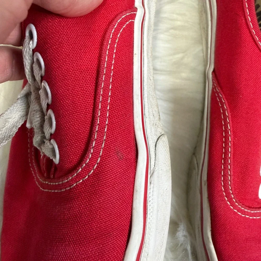 Vans Authentic - Red Classic Lace Up Sneakers Mens 7 Women's 8.5